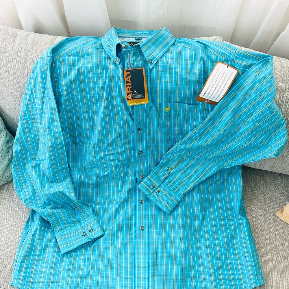 NWT and Ariat Men’s Pro Series Performance Button Down Shirt Size XXL